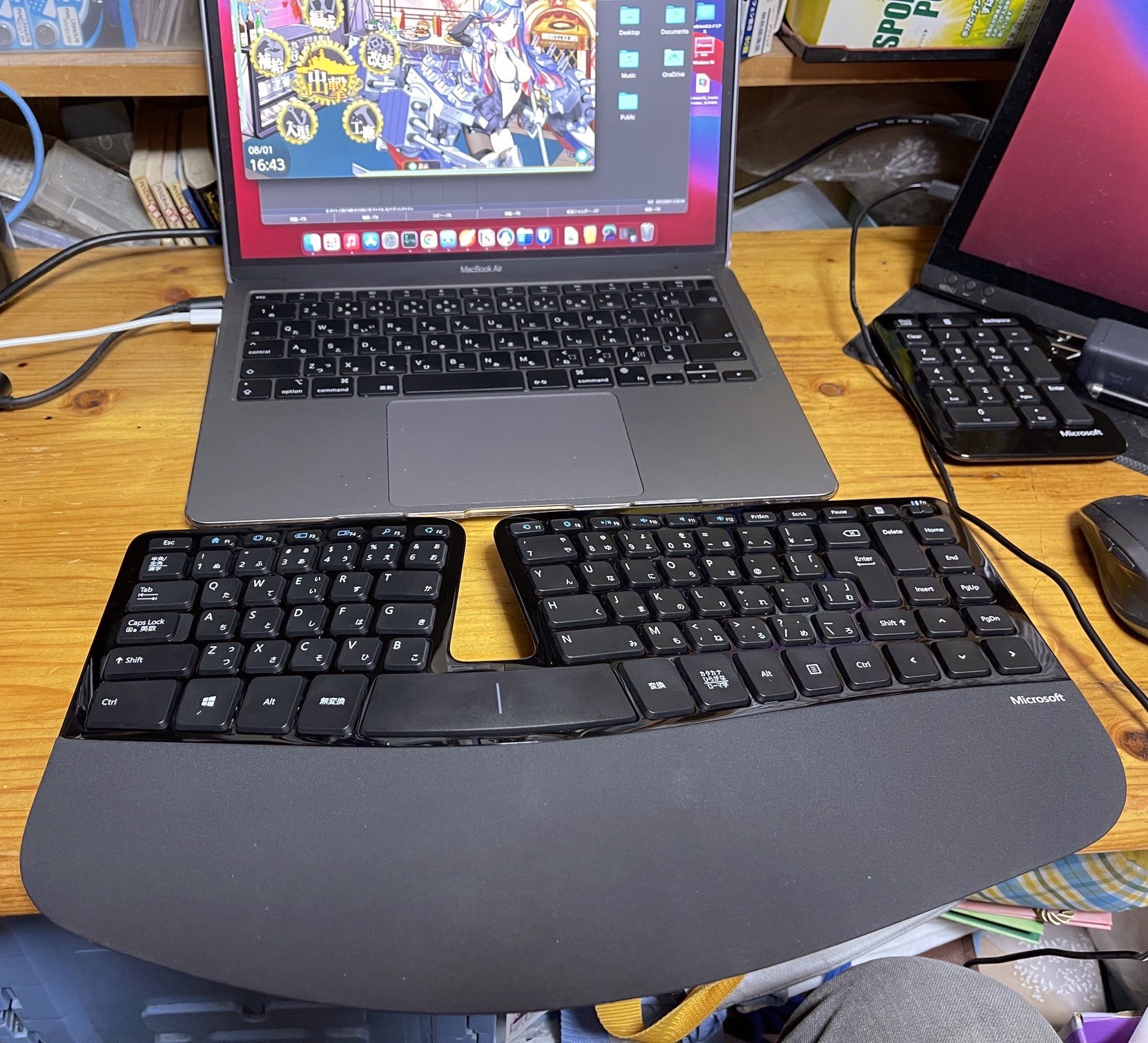 エルゴノミクスキーボード