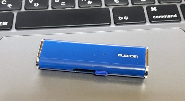 エレコムのUSBメモリサイズSSDです。