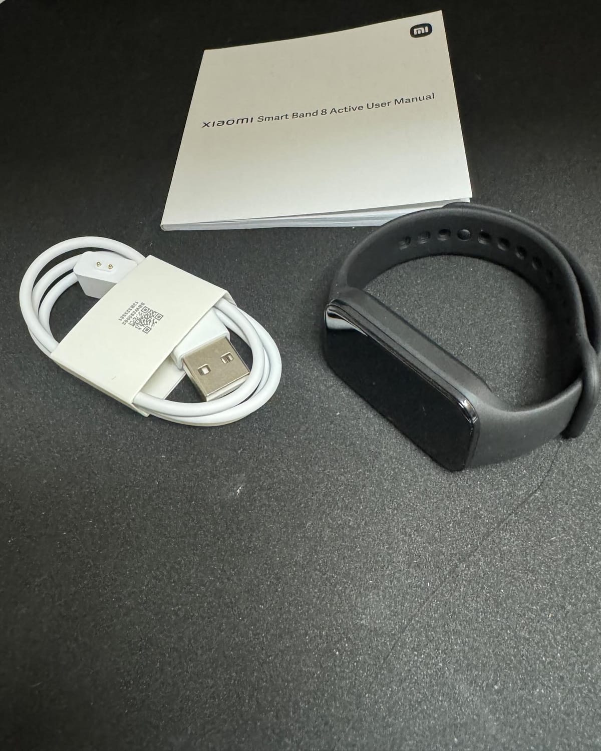 Xiaomi Smart Band 8 Active 中身