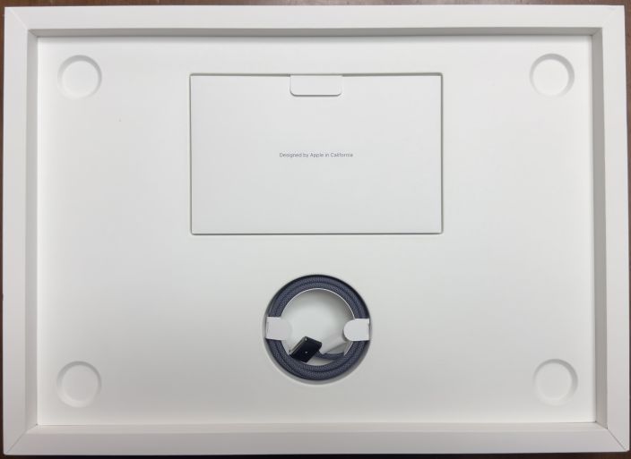 M3MacBookAir15inch 内容物