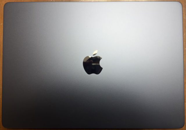 Apple M3 MacBookAir 15インチを購入しました。